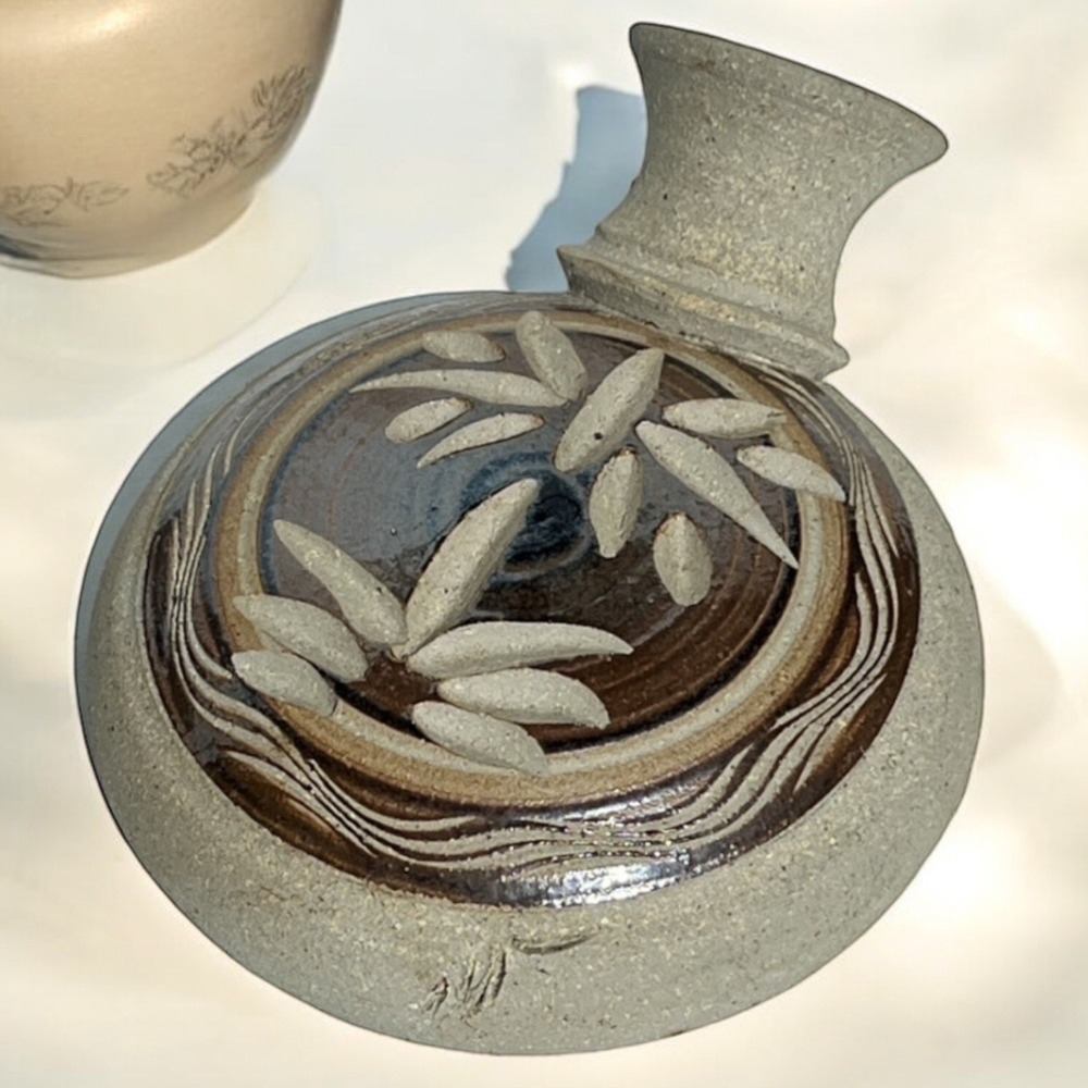 Studio Stoneware Pottery Vase Tan Brown Brutalist Signed AM Earthy Artisan Agave